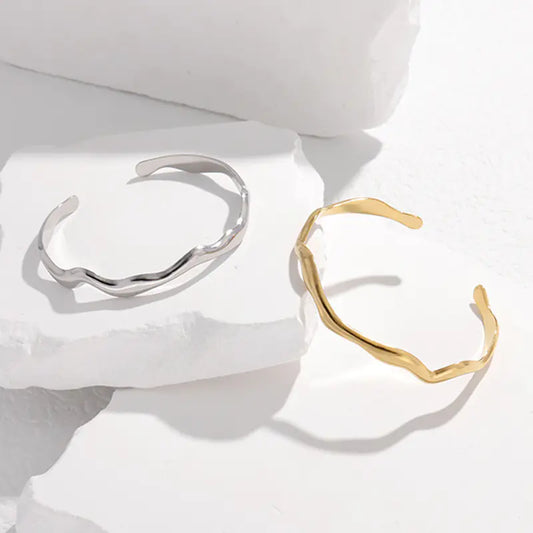 Wavy Stainless Steel Bracelet with Titanium Steel Design