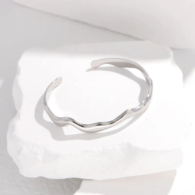 Wavy Stainless Steel Bracelet with Titanium Steel Design