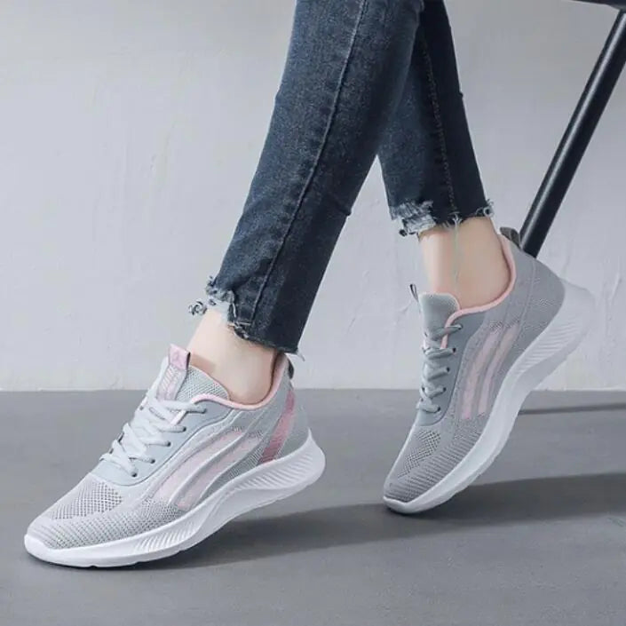 Women's Lightweight Breathable Sports Shoes for Travel